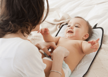 hình ảnh Tips nhỏ chăm sóc trẻ sơ sinh từ 0 - 6 tháng cho mẹ - số 2